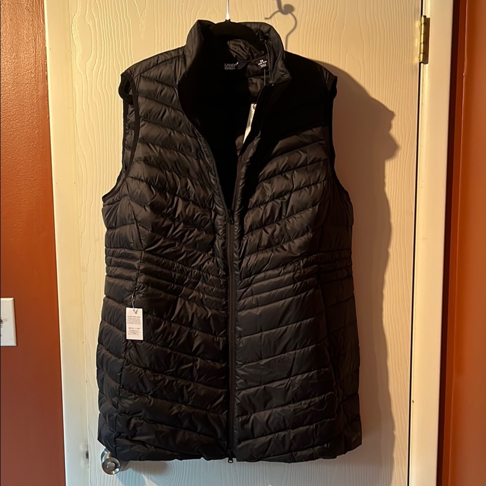 Women's Black Puffer Vest